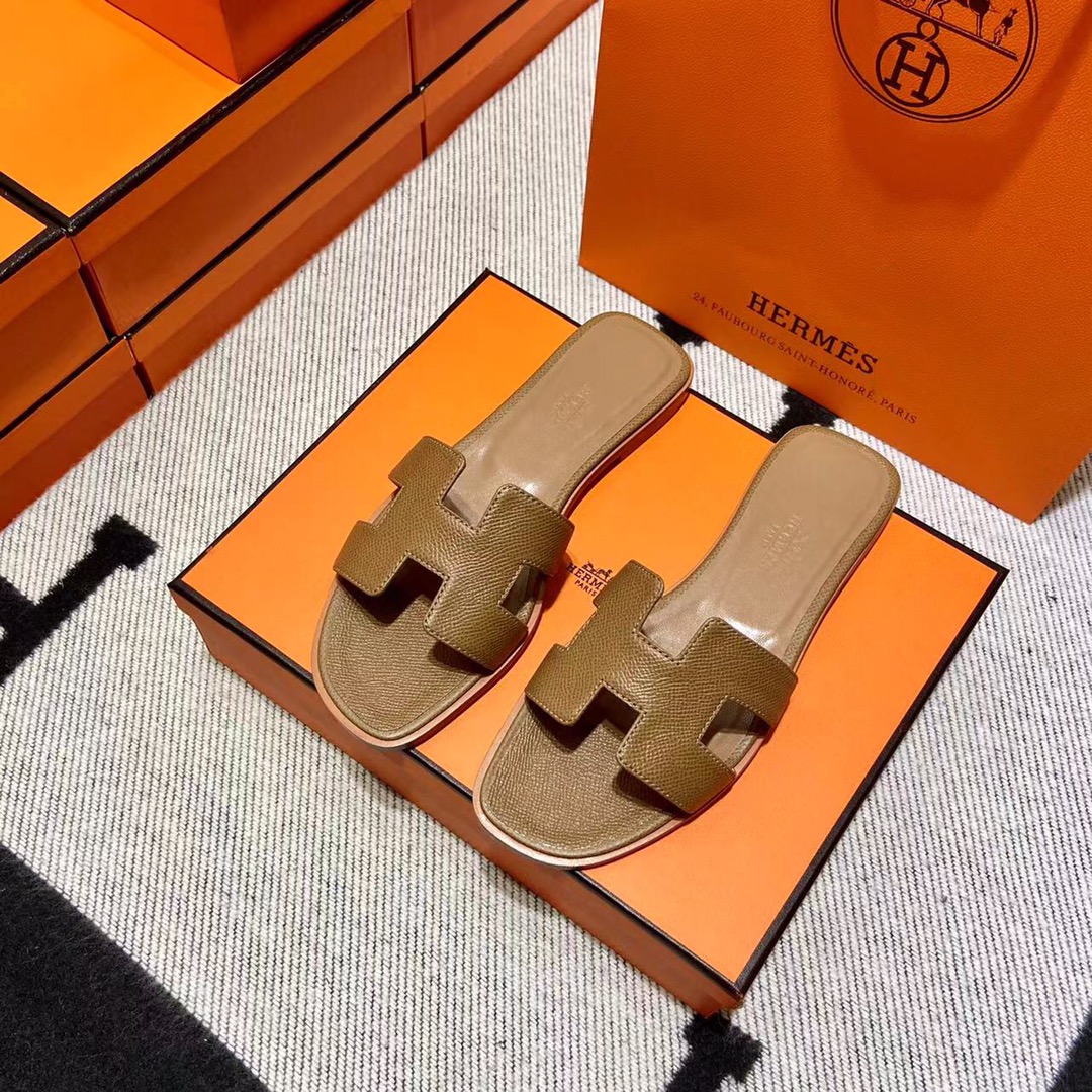 에르메스 올수공 오란 슬리퍼 샌들 앱송 109